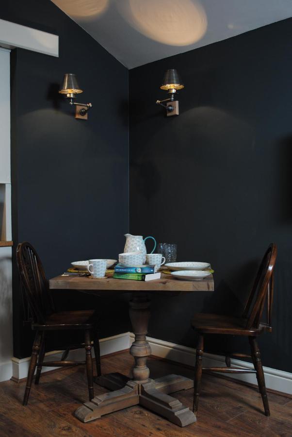 Courtyard Cottages Lymington, 2 Adults Only المظهر الخارجي الصورة
