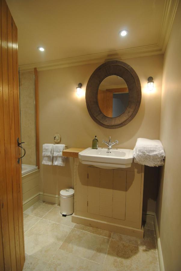 Courtyard Cottages Lymington, 2 Adults Only المظهر الخارجي الصورة